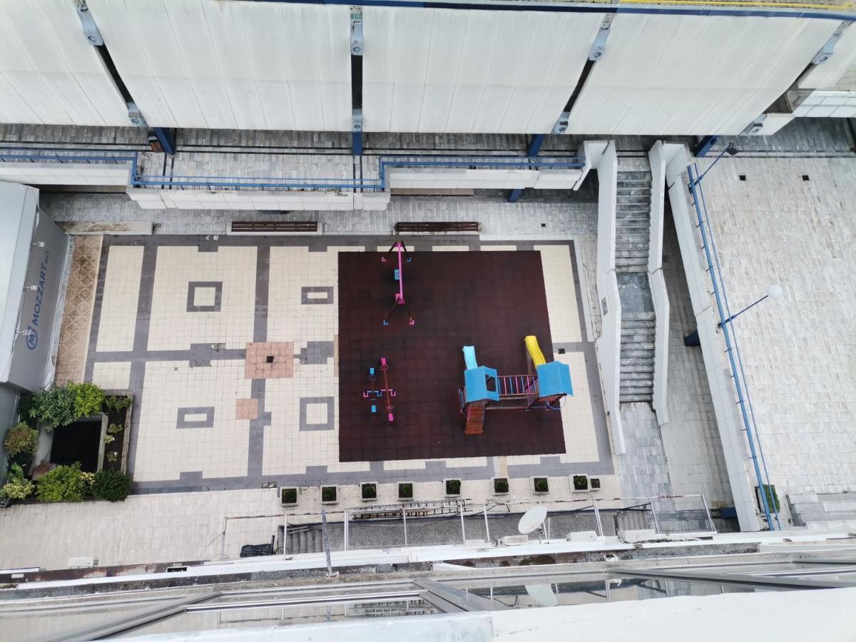 Calla 1 - Modern & Cozy Main Square Apartment In The City Shopping Center - Parking Slot With Parking Security Skopje Esterno foto