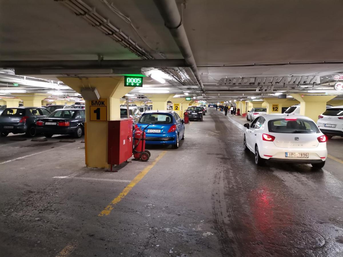 Calla 1 - Modern & Cozy Main Square Apartment In The City Shopping Center - Parking Slot With Parking Security Skopje Esterno foto